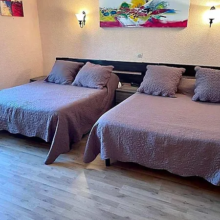 Alexander Hotel