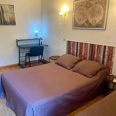 Alexander Hotel